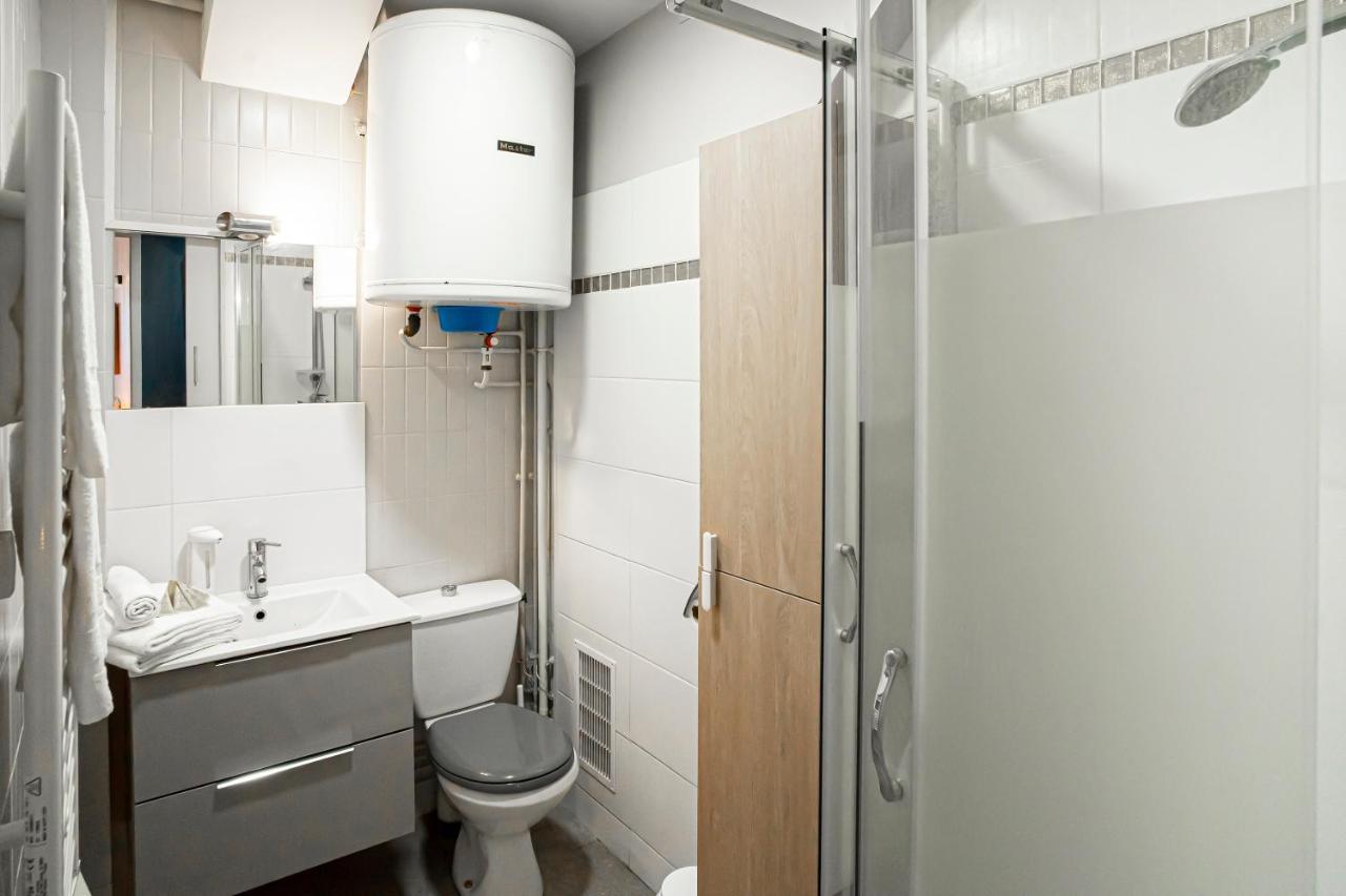 Onloc - Proche Halles - 2 Chbres - Parking *